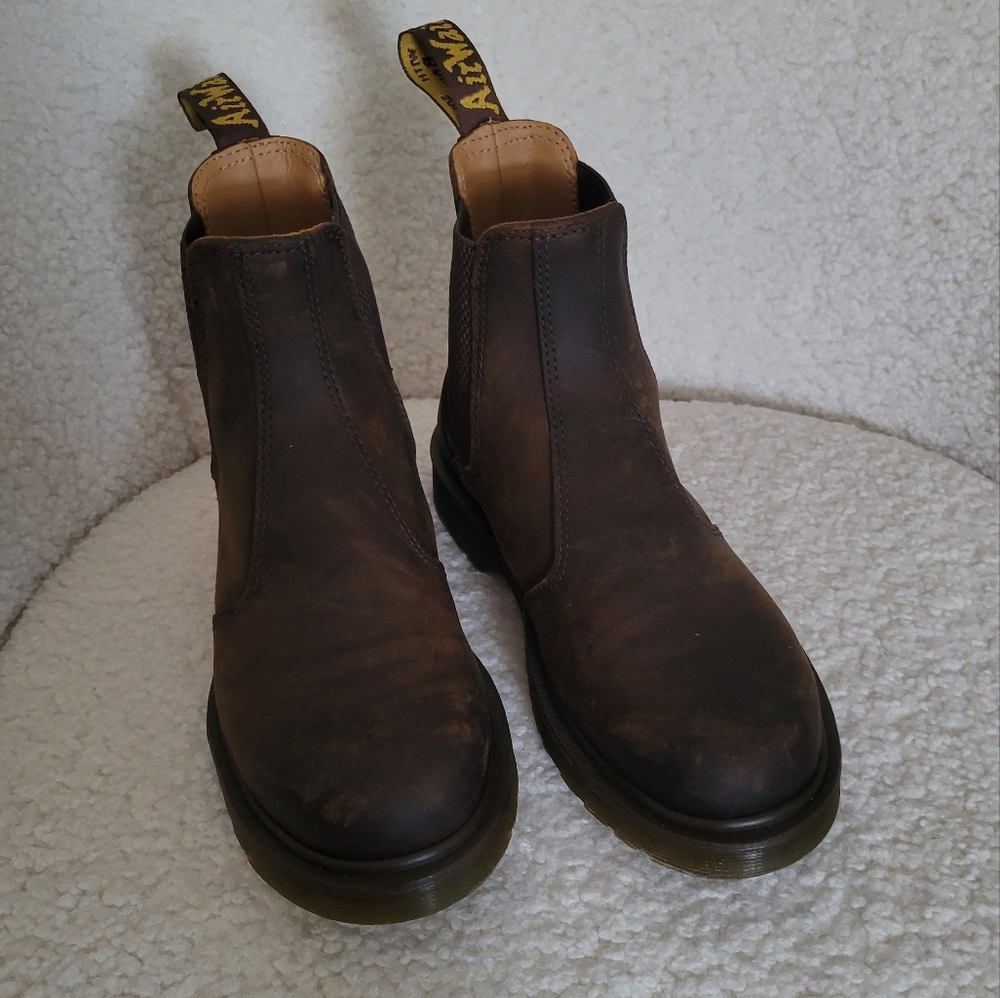 Dr. martens chelsea boots Crazy Horse Brown model 2976